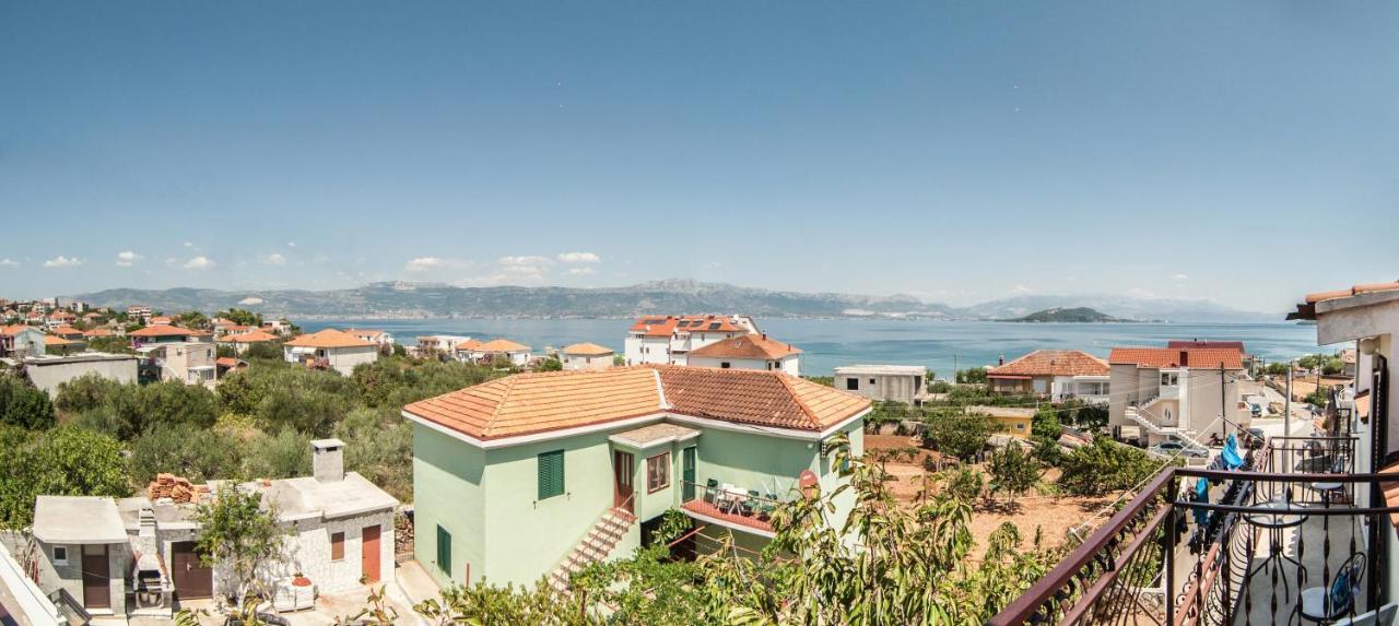 Apartments By The Sea Slatine, Ciovo - 12176 المظهر الخارجي الصورة