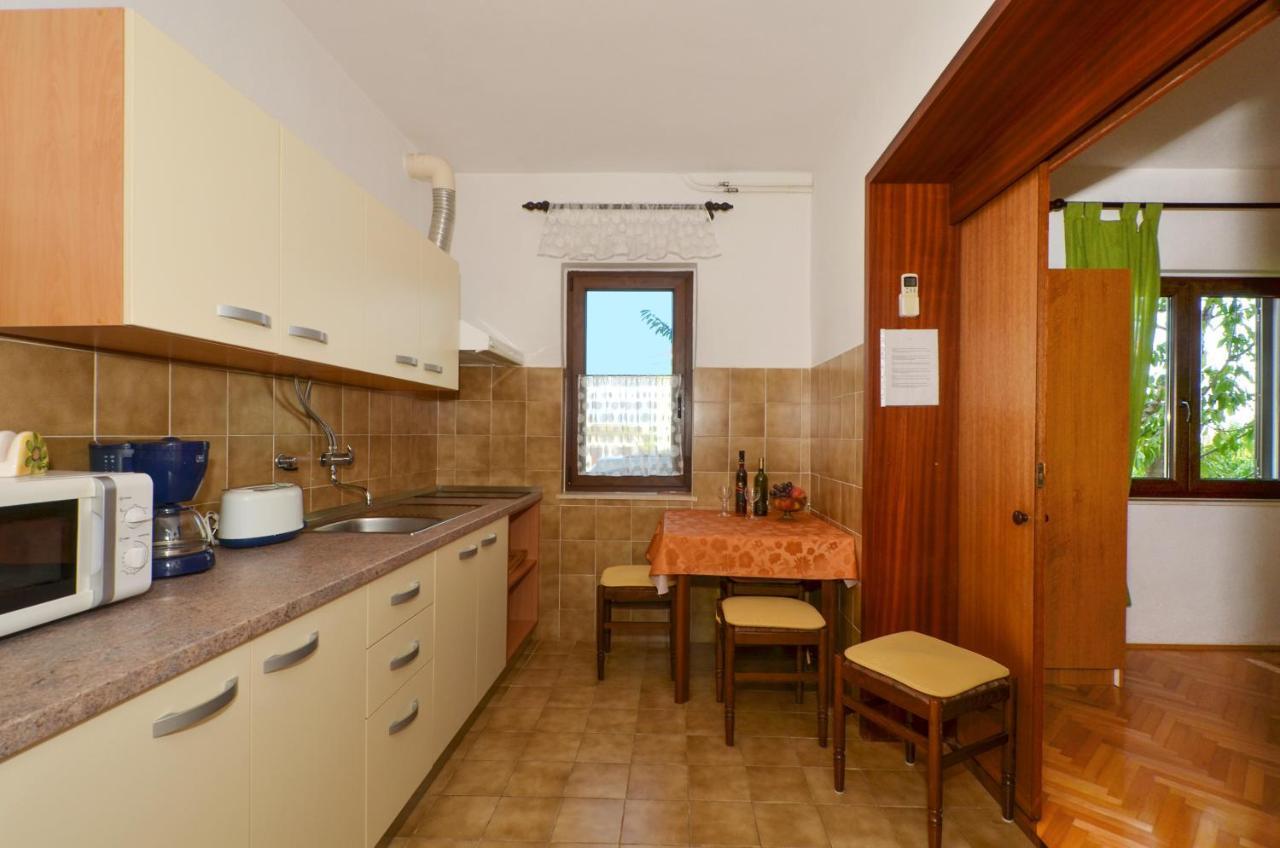 Apartments By The Sea Slatine, Ciovo - 12176 المظهر الخارجي الصورة
